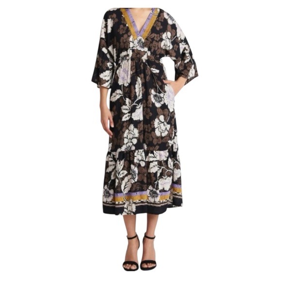 sofia by sofia vergara Dresses & Skirts - Sofia by Sofia Vergara Women's Tie Back Dress with Kimono Sleeves
Floral Size XS